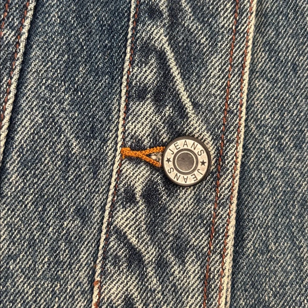 Beulah Blue Denim Jacket with White Lace Hem
( New ) - Picture 7 of 10